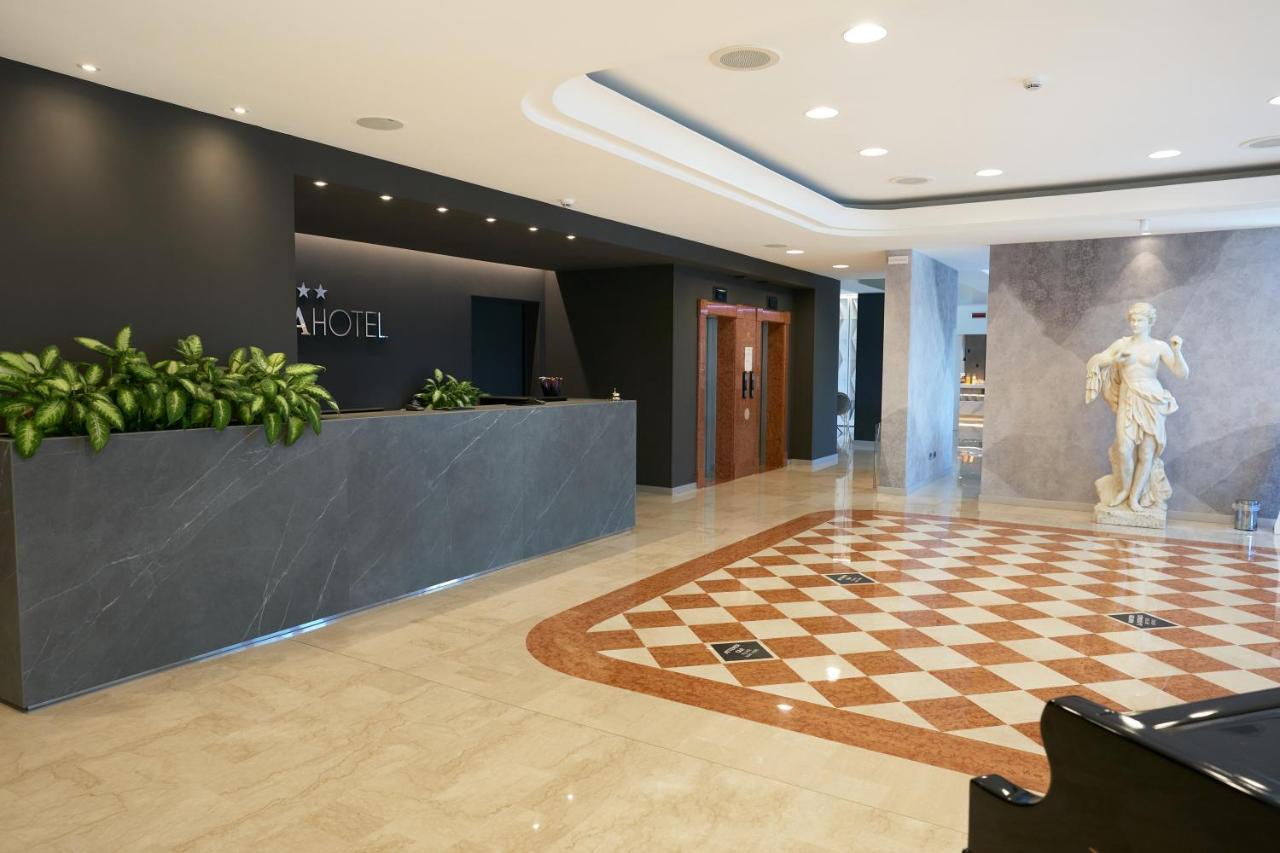 Hotel Omnia Noventa di Piave Exterior foto