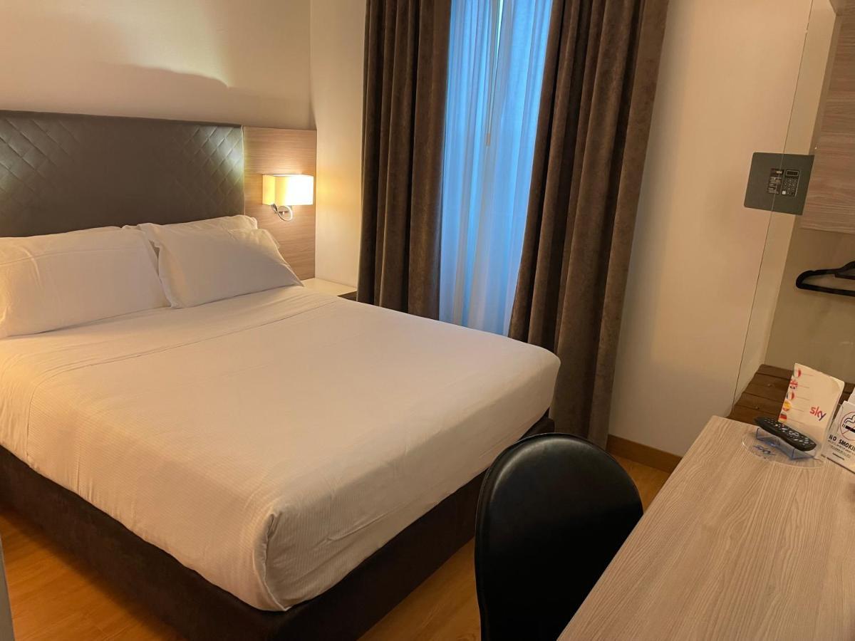 Hotel Omnia Noventa di Piave Exterior foto