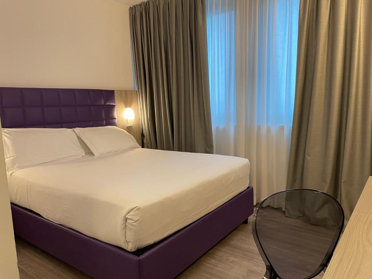 Hotel Omnia Noventa di Piave Exterior foto